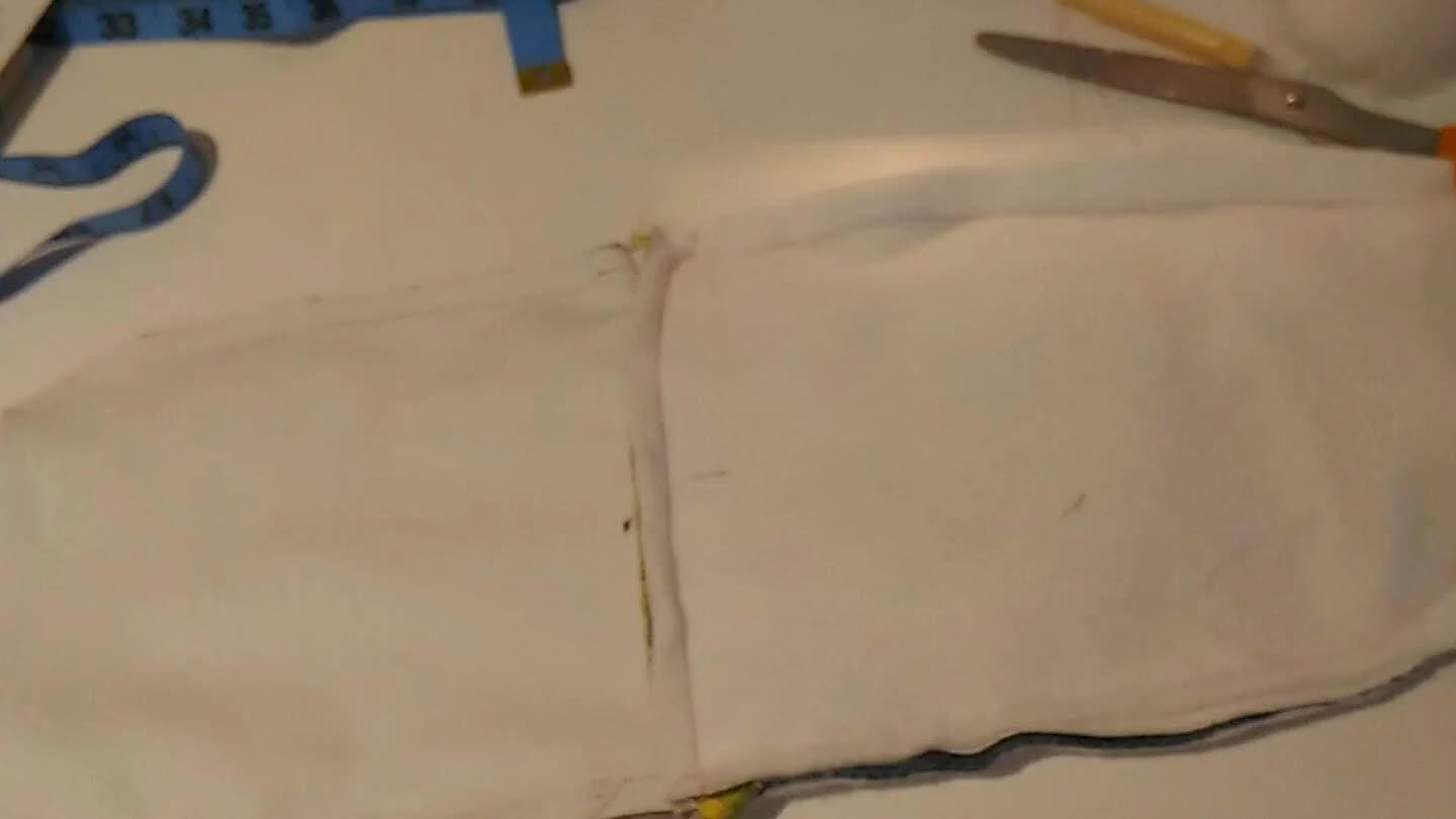 esta para cima e a outra para baixo)
