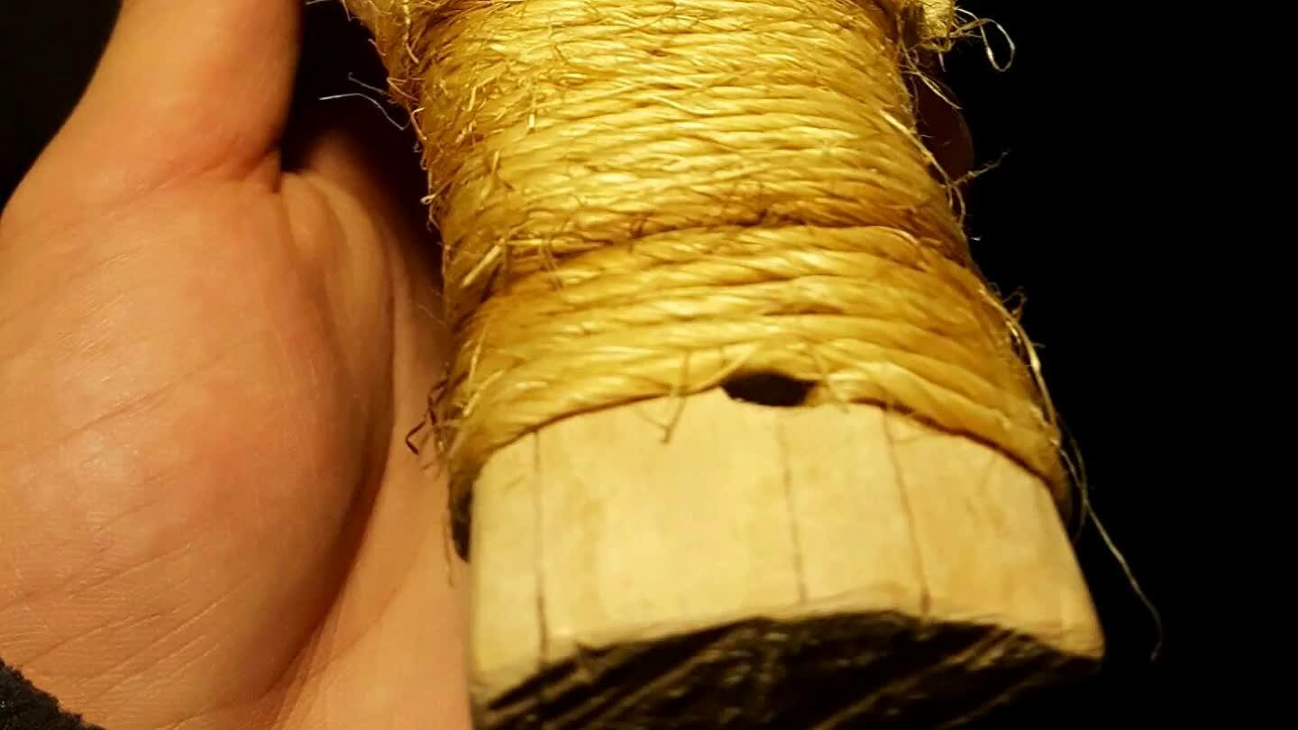 h a "Clove Hitch"