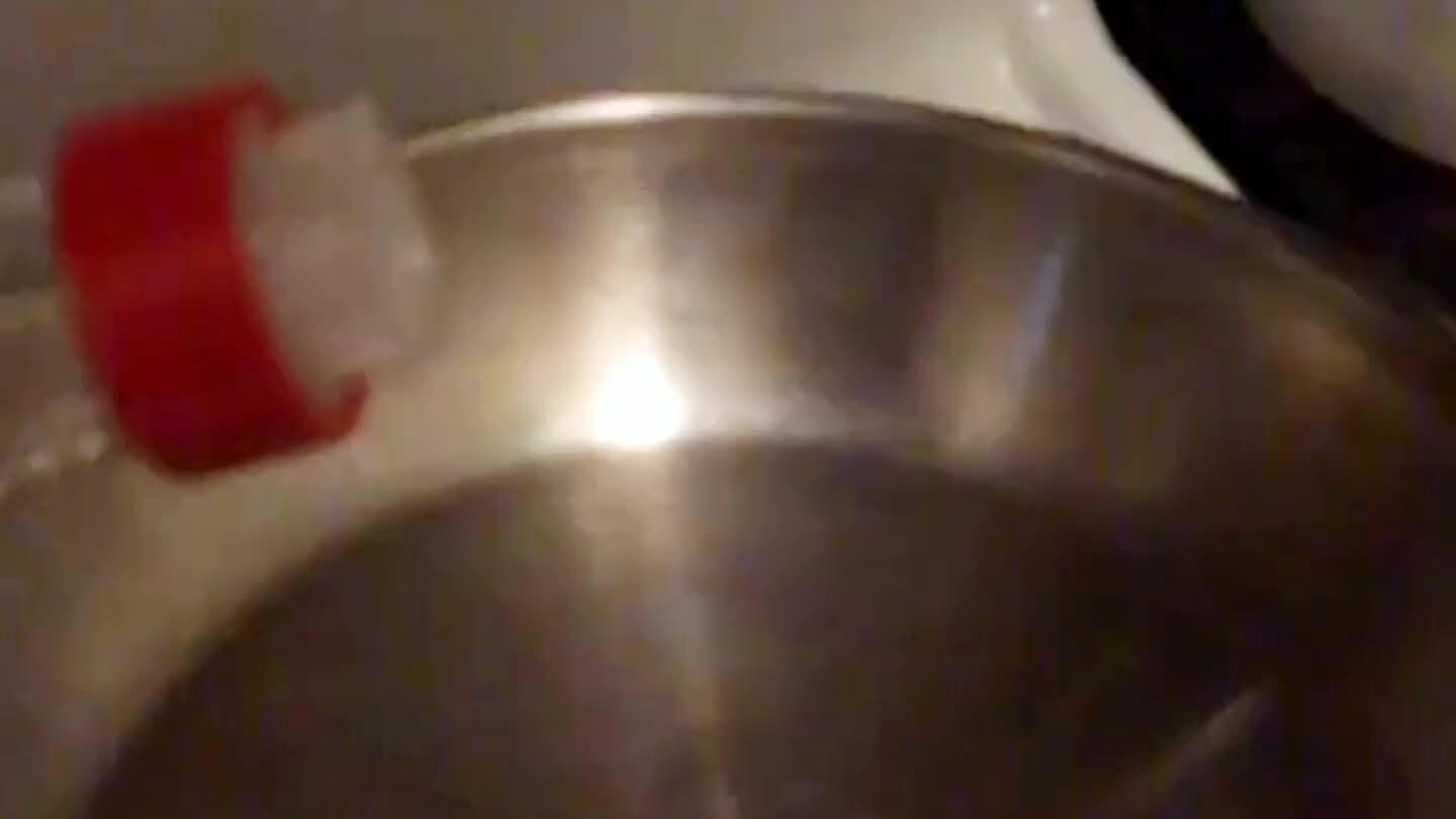 A little oil in the pan. Medium heat.