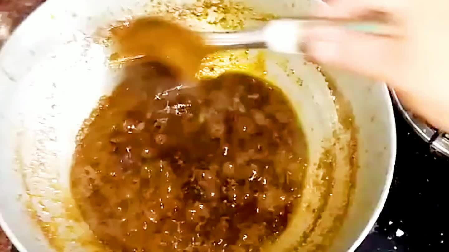Stir every 3 minutes. Cook for about 35-40 minutes. By then the oil will start to separate and mixture will start thickening. Remove from flame.