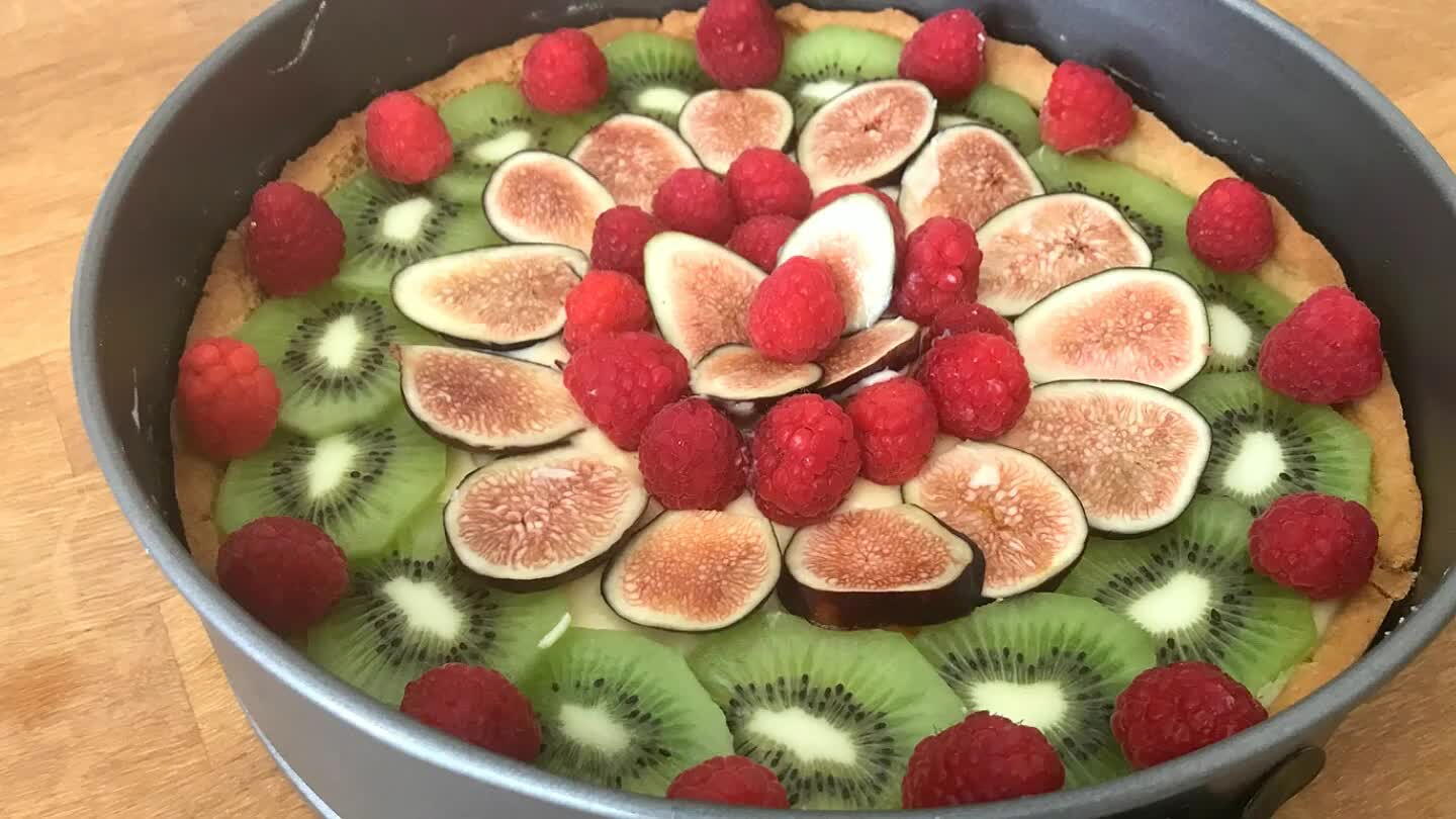 decorate with fresh fruits