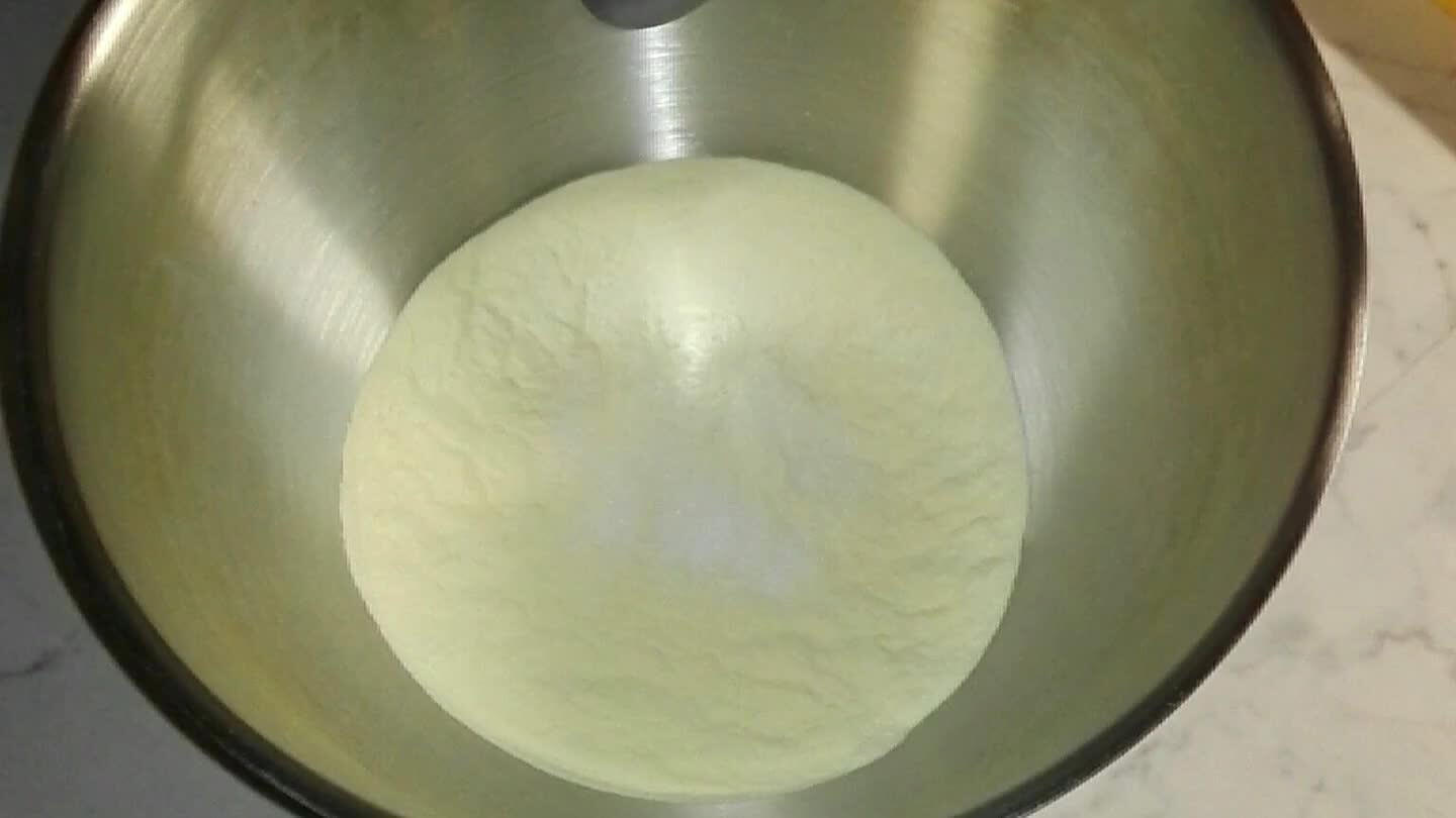 locità aggiungendo l'acqua lentamente (ci vorranno almeno 20min)