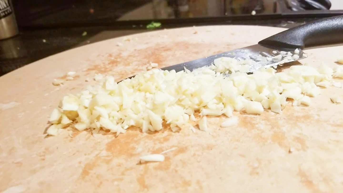 I pictured two bunches above, although I ended up only using one. Still way too much and use it sparingly. I fricken love garlic and I can get a bit ahead of myself sometimes. Let's save the rest for the Vegan Butter to put on our corn later.