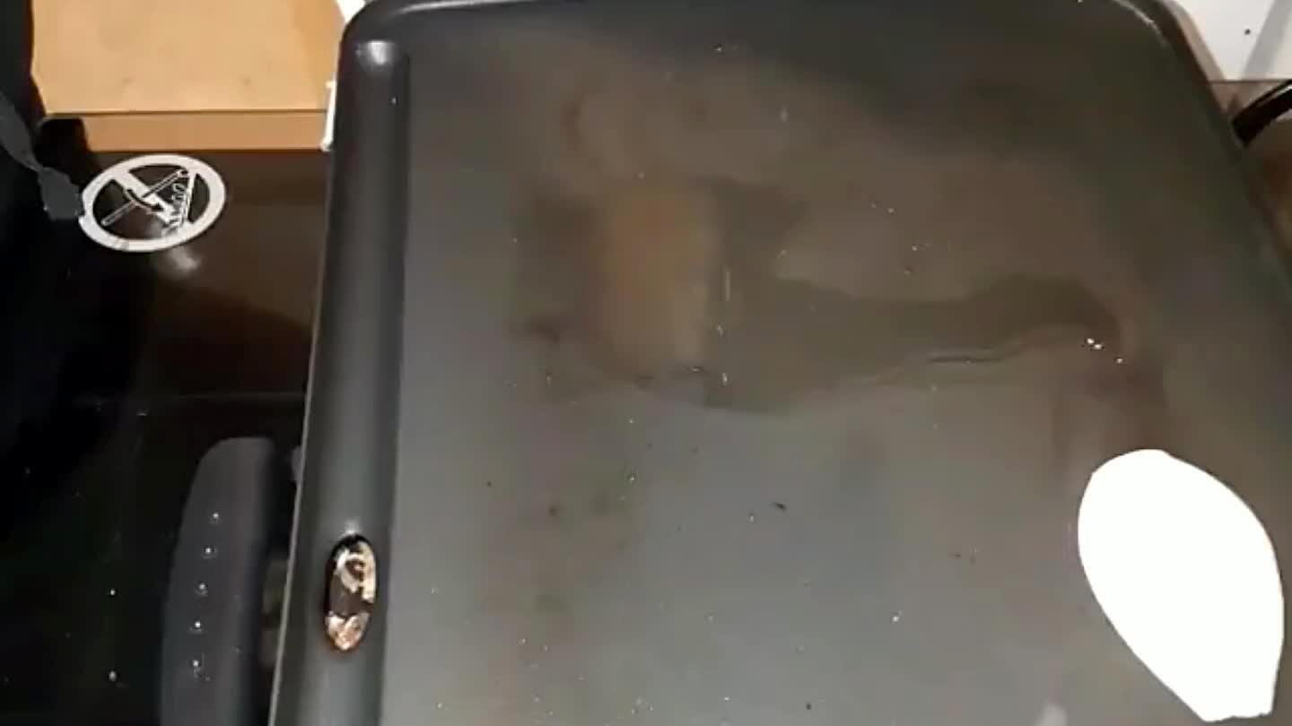 pirul, szedje ki, különben megég, és keserű lesz.