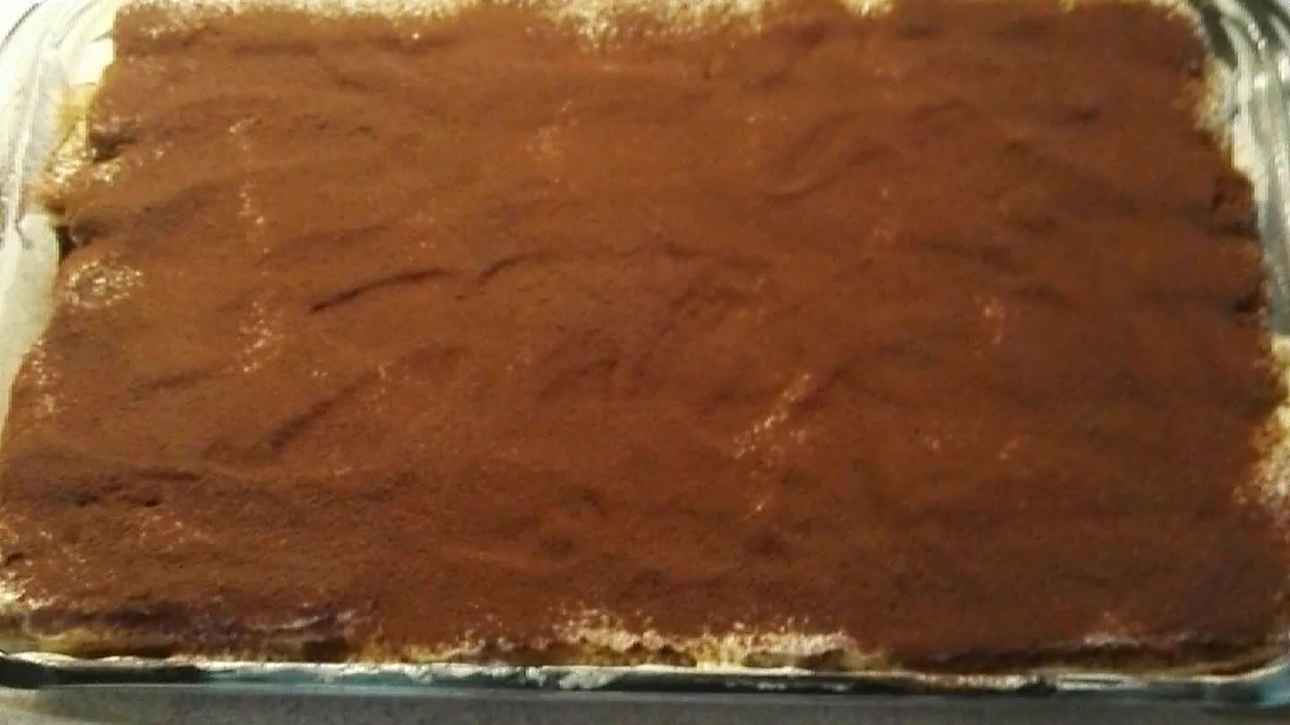 on il cacao. Lasciare riposare in frigo per due ore.