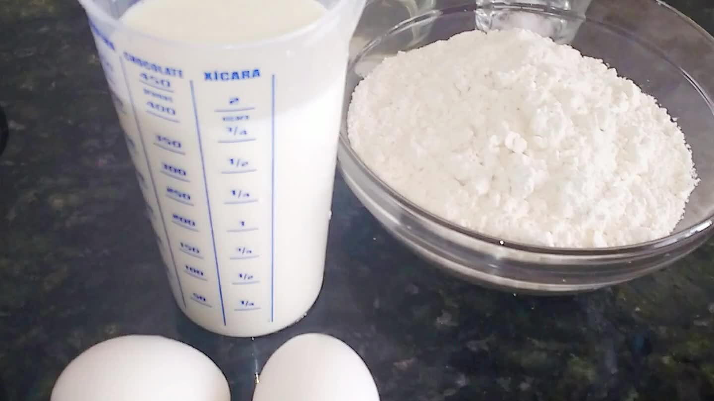 Bata no liquidificador todos os ingredientes.