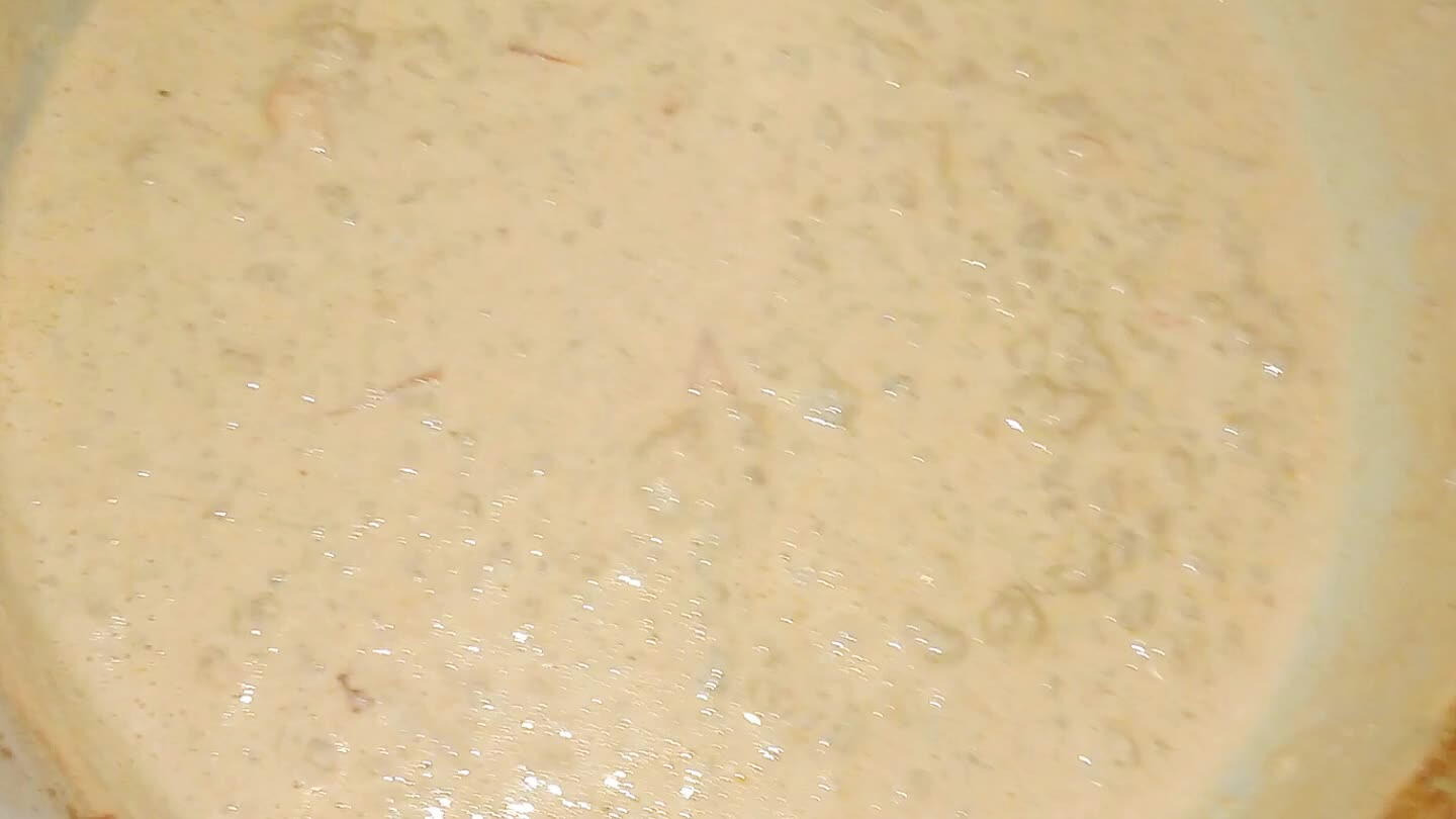 Com a sobra do recheio, acrescente creme de leite, misture e cozinhe novamente (ou cubra com o molho de seu gosto)