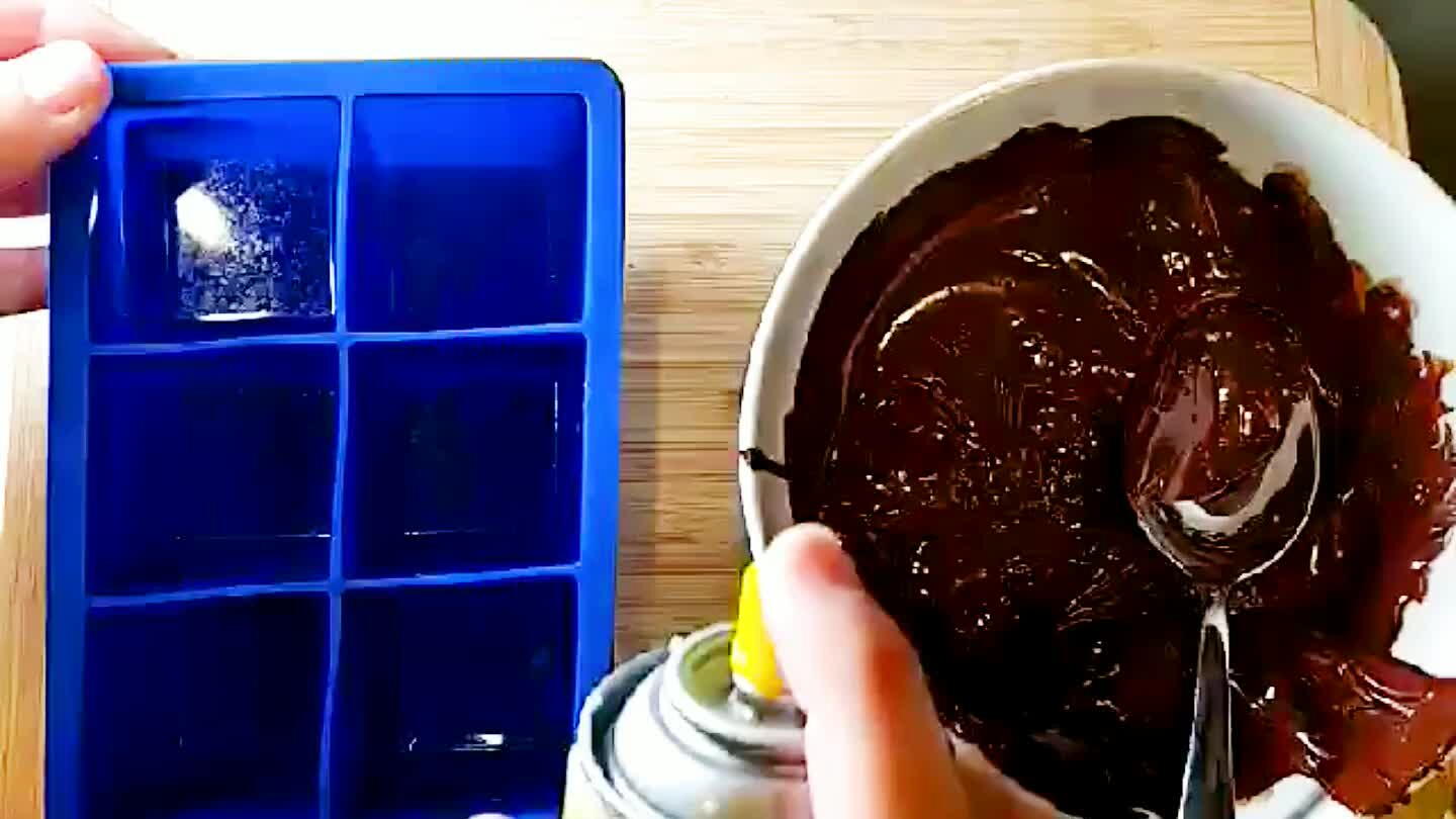 Great a muffin pan or a silicon tray with coconut oil