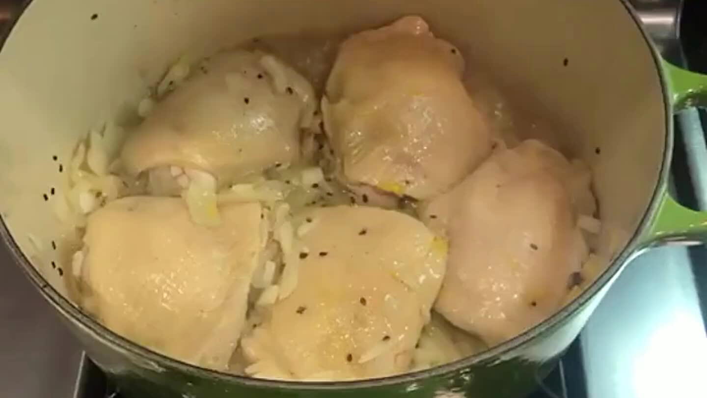 er the chicken is cooked, add some corn or potato starch to thicken