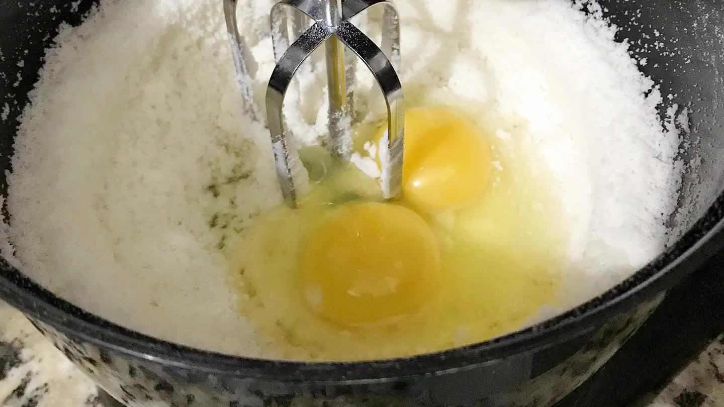 tudo até obter um creme.