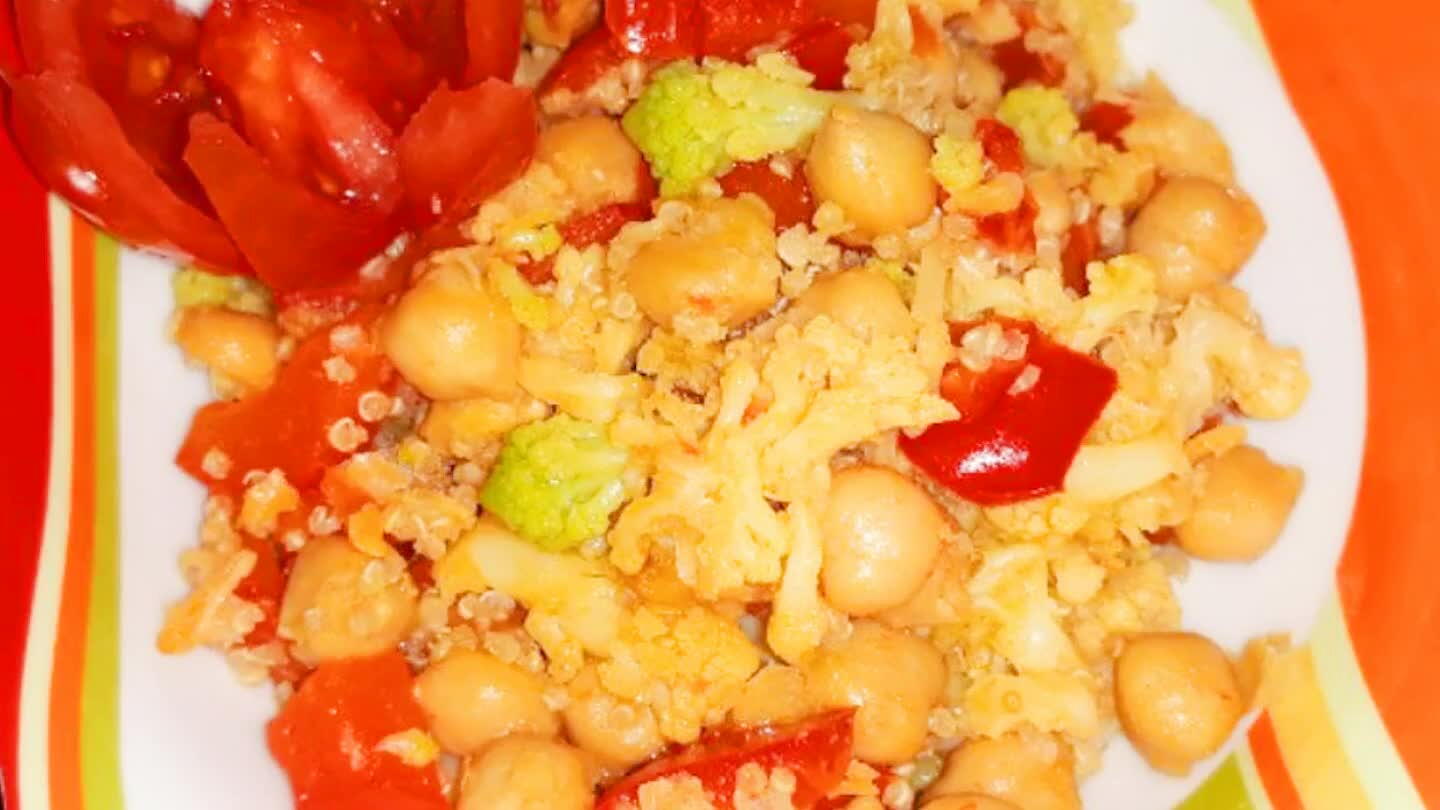 Servire con un filo d'olio a crudo. Buon appetito!