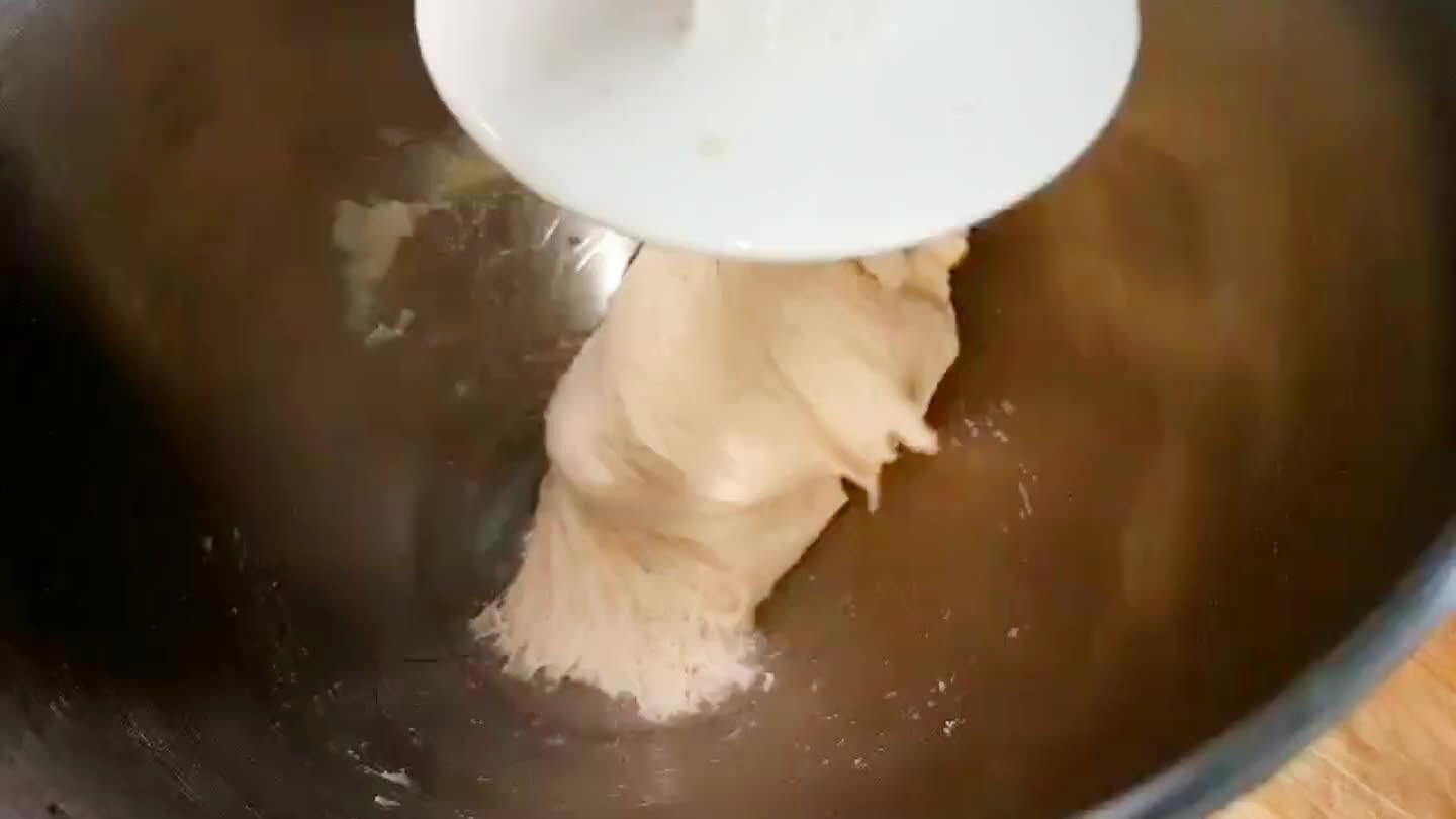 is milk does not need to be warmed. Let the hook go until the preferment is dissolved into the milk. This could take awhile.