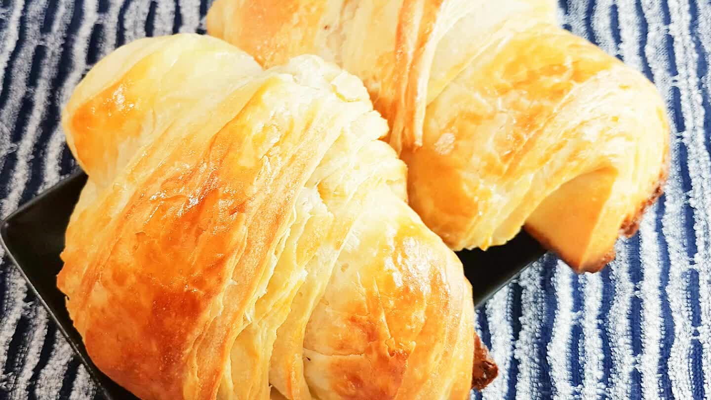 cheese croissants, and the list goes on...
