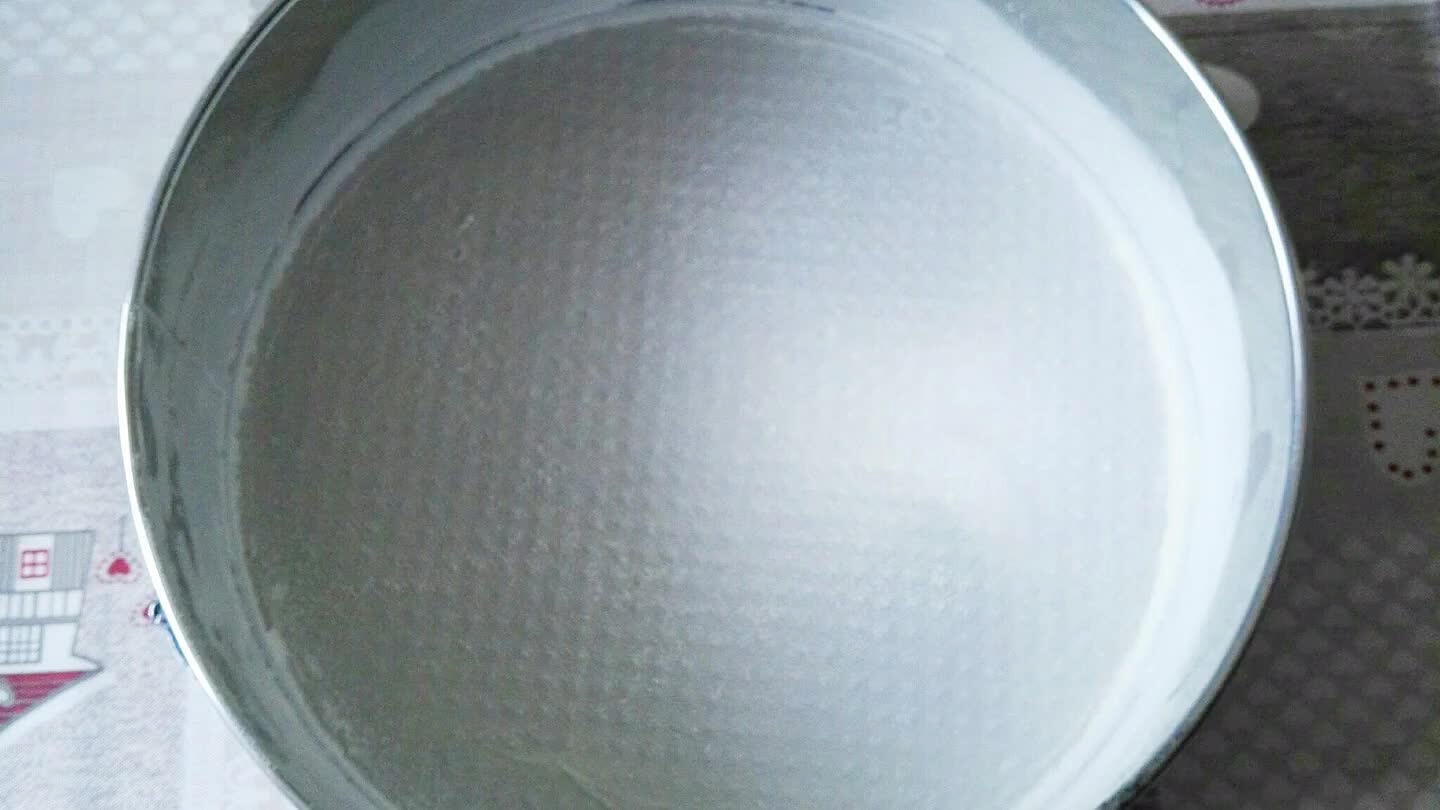 ere a 170°C per 35/40 minuti circa. Verificare la cottura con uno stecchino. Spolverare con zucchero a velo.