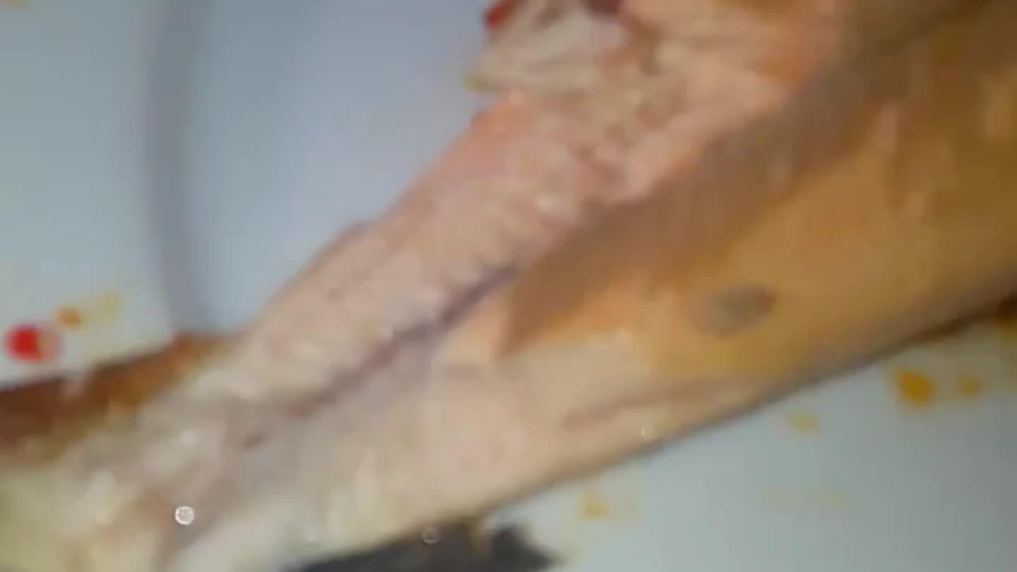 void getting bones with your meat. Never pull upwards.
