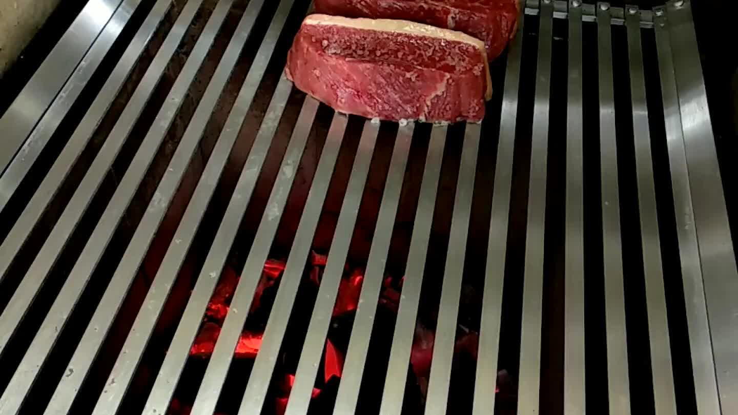 e your meat rosé, 4 ~ 6 minutes (depending on the fire intensity) each side should be enough for a succulent and tender picanha steak!