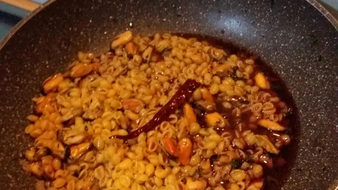 1/2 bicchiere di acqua di sa fraigada...
