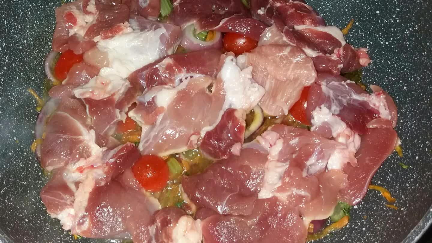 chio e far cucinare a fuoco lento x almeno 15 min.