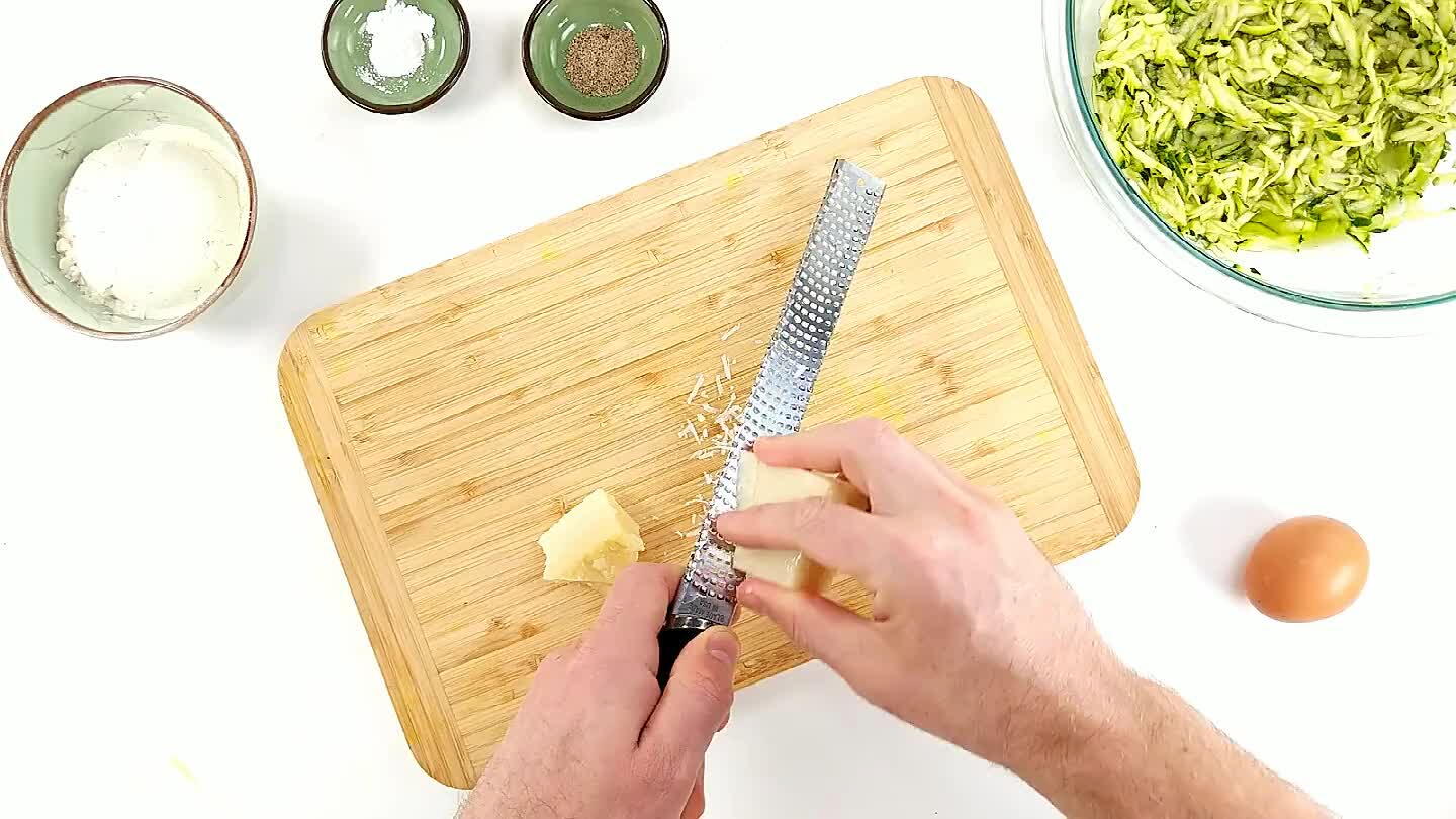 worry too much about sticking to the details. Put as much cheese as you think will be good.