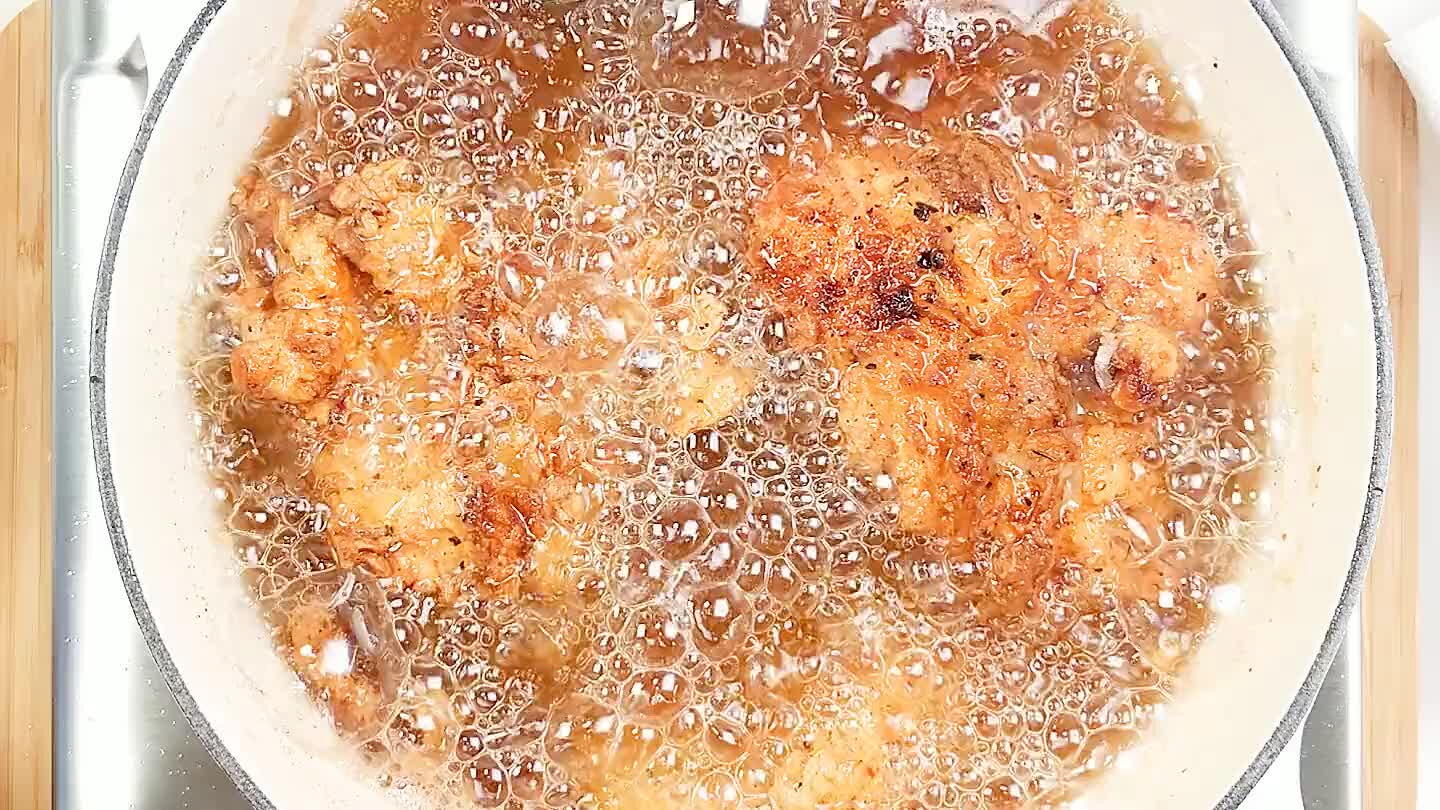 oo low, your crust will be soggy. If it's too high, it will burn.