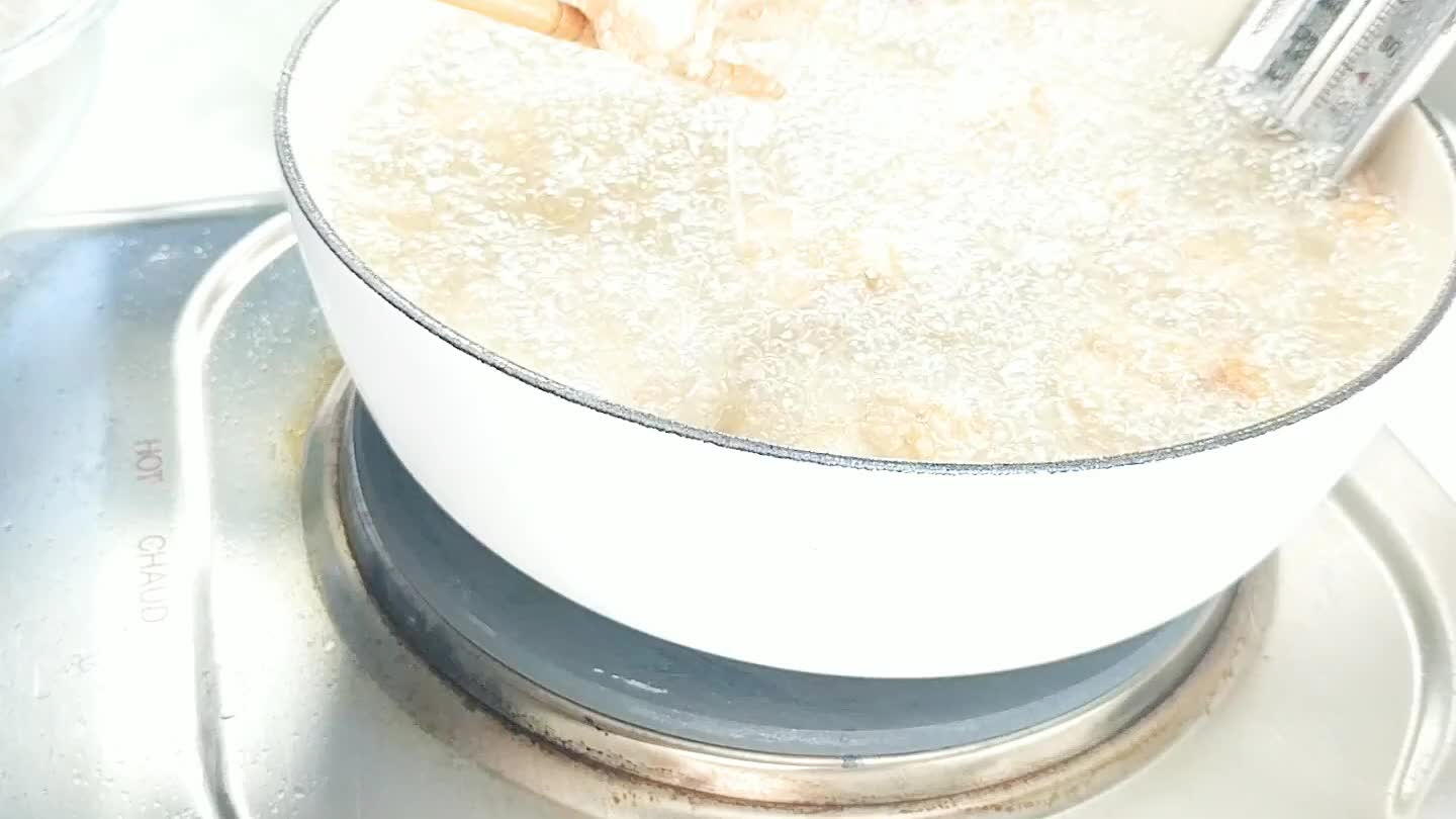 towels or a baking rack to drain excess oil. This should take 3-5 minutes. Crack one of the large ones opened to ensure that it is cooked through.