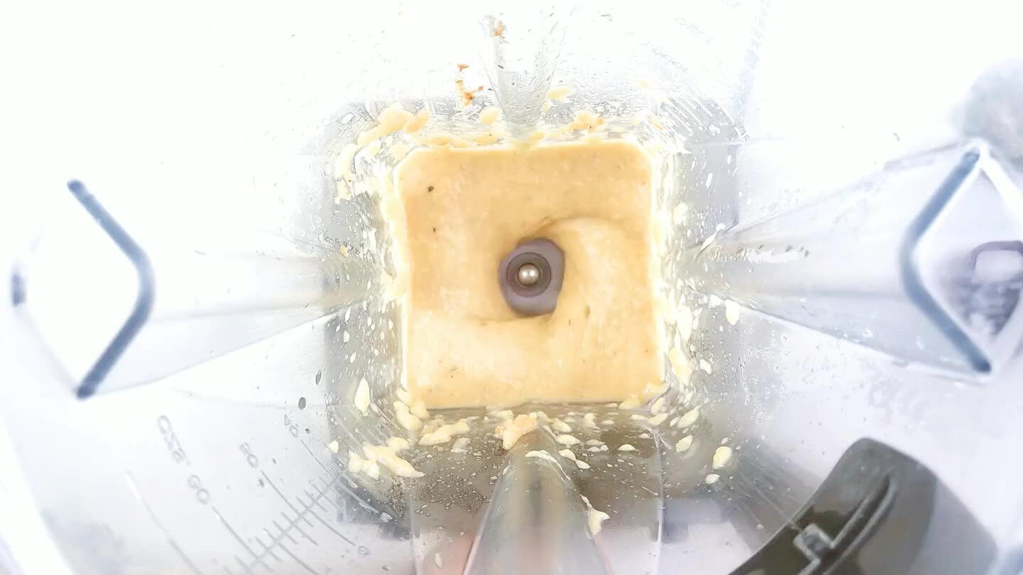 Blend until all the olive oil was poured.