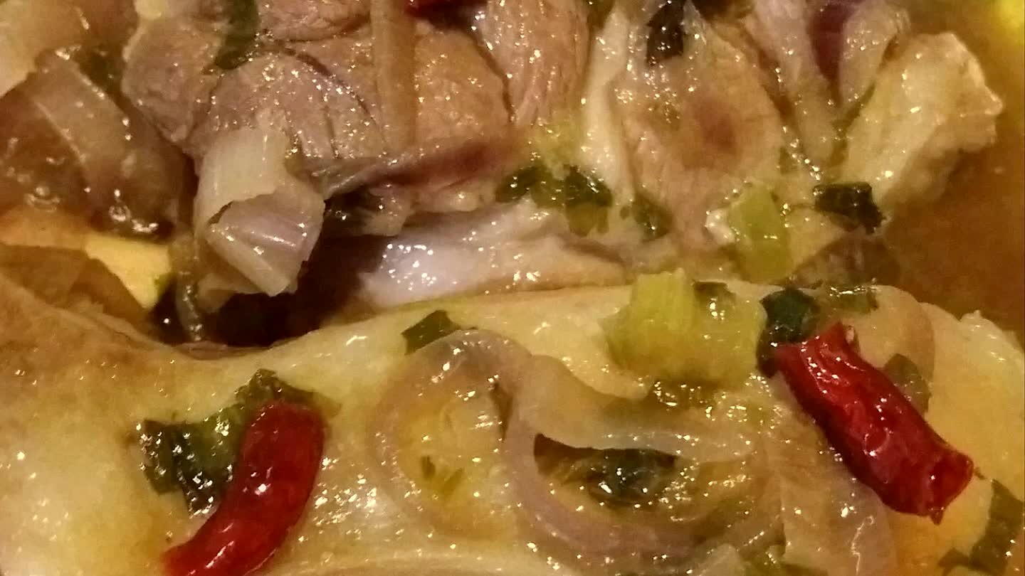 a la carne...dopo circa 15 min. irrorare con del vino rosso Zironiano...