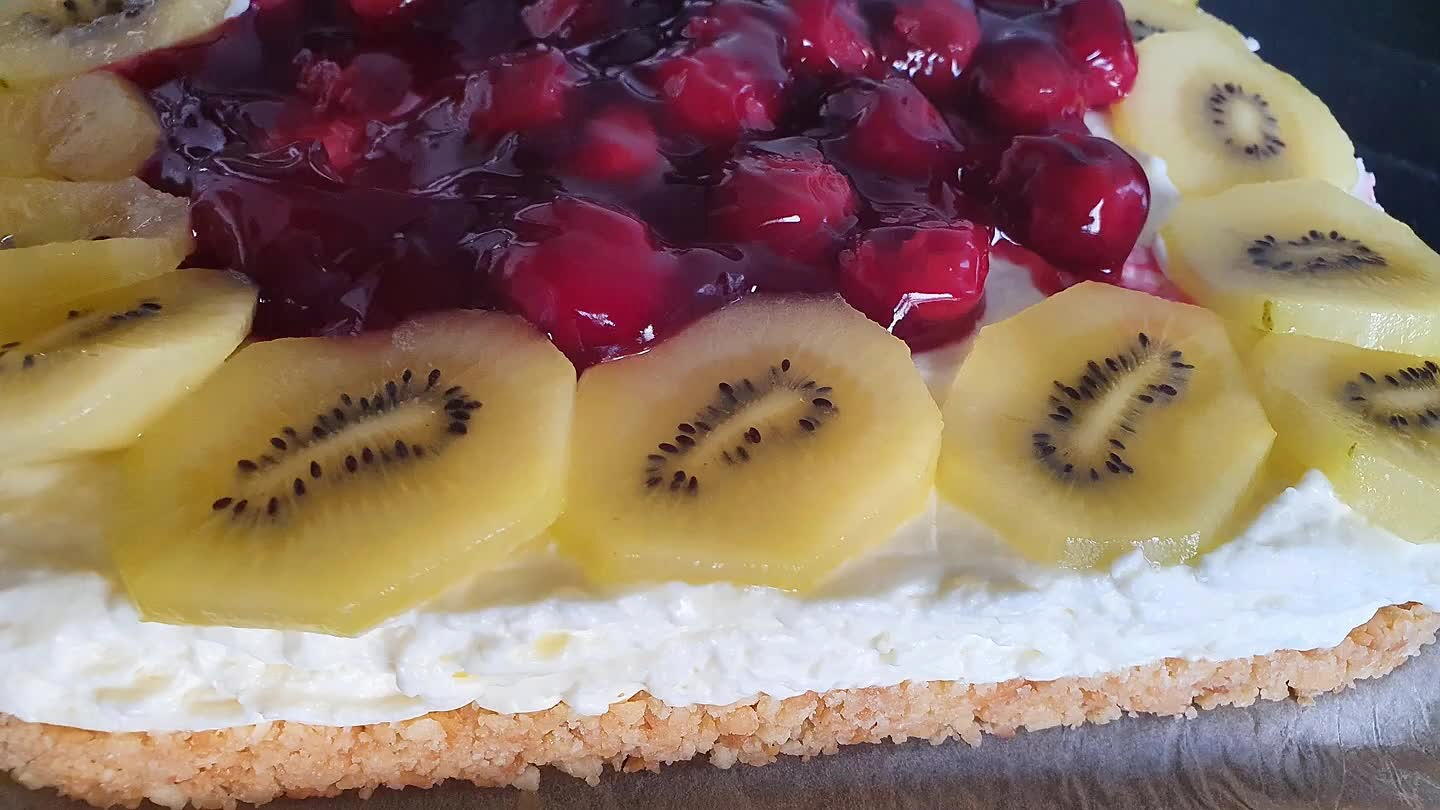 et lekker vers fruit. Gegarandeerd succes met deze taart.🍰