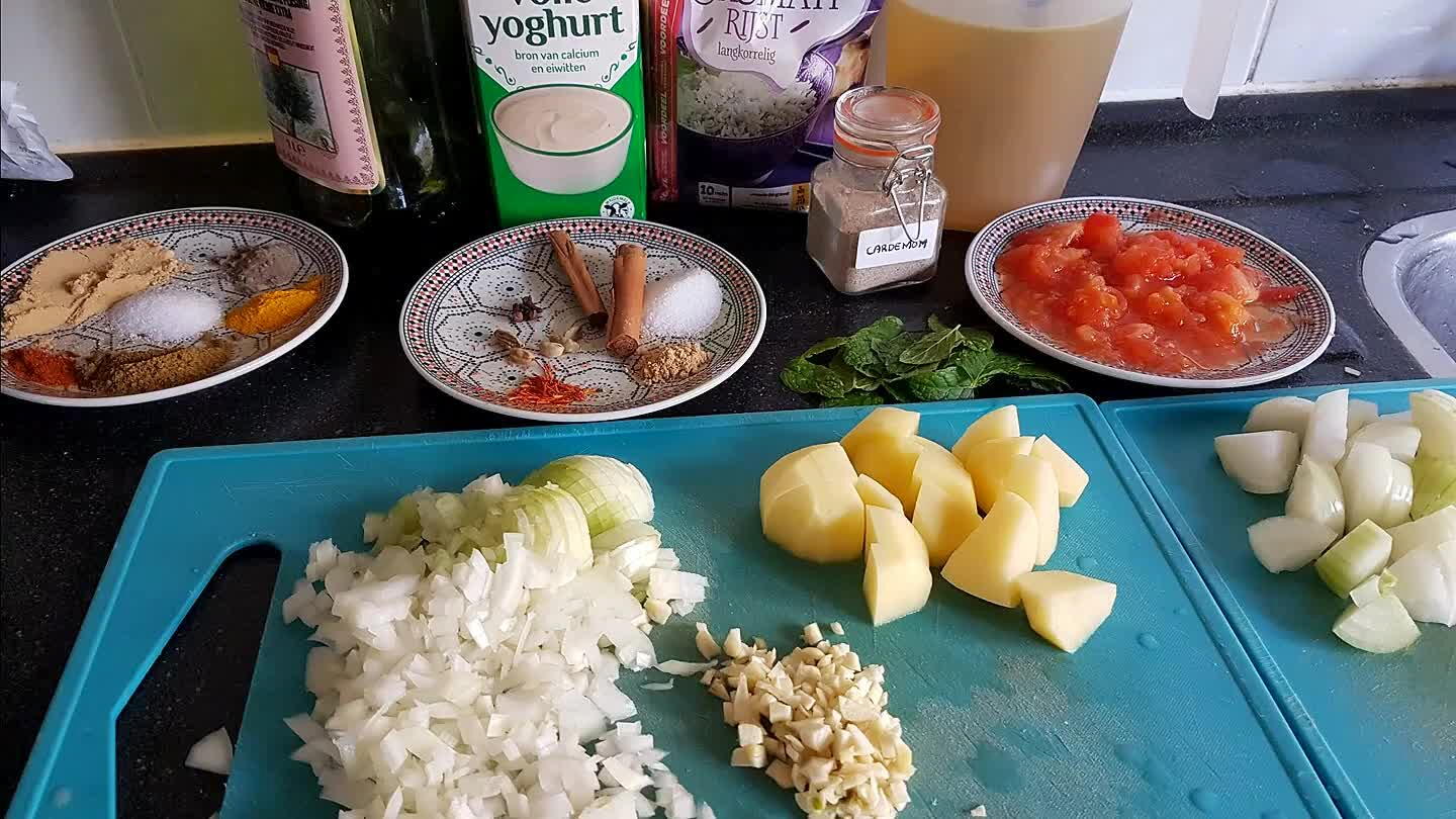 tot ze bruin zijn en haal ze uit de pan.