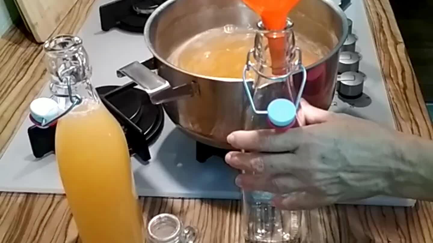 tevřené dokud bublinky nevystoupí nahoru.