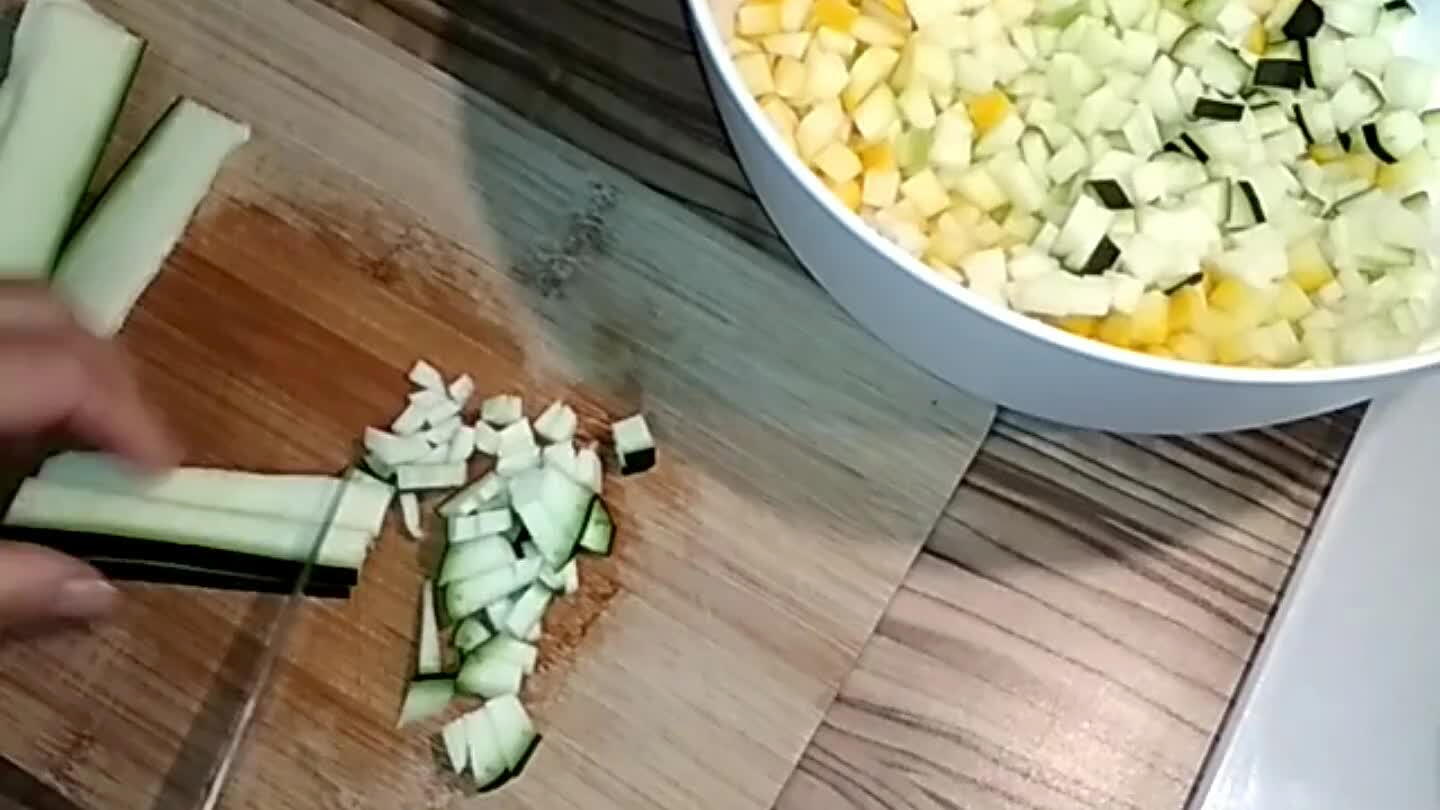 slupkou.