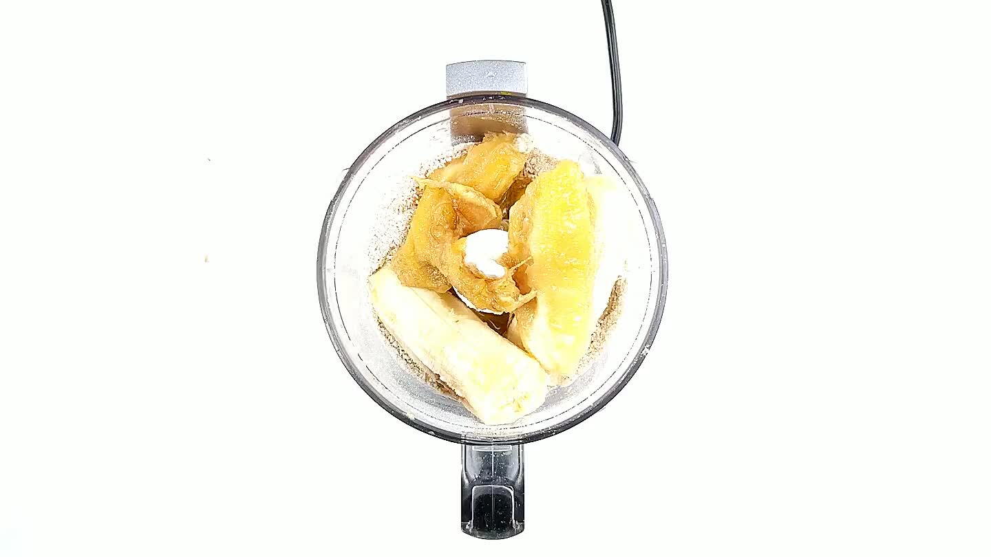por 20 minutos para hidratar. A massa finalizada deverá ficar parecendo um pouco com mingau.