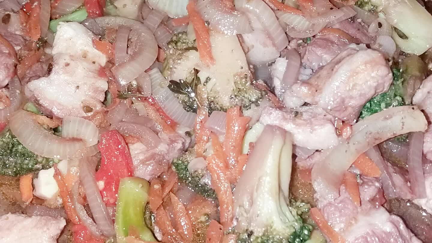 assaggiando gli ingredienti...