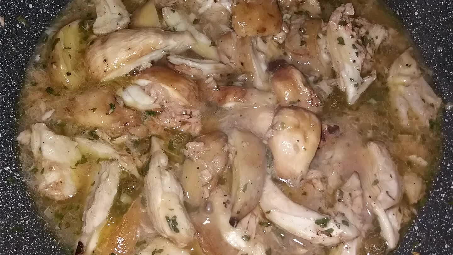 mescoliamo e portiamola a cottura fino a che si addensi un po' ...