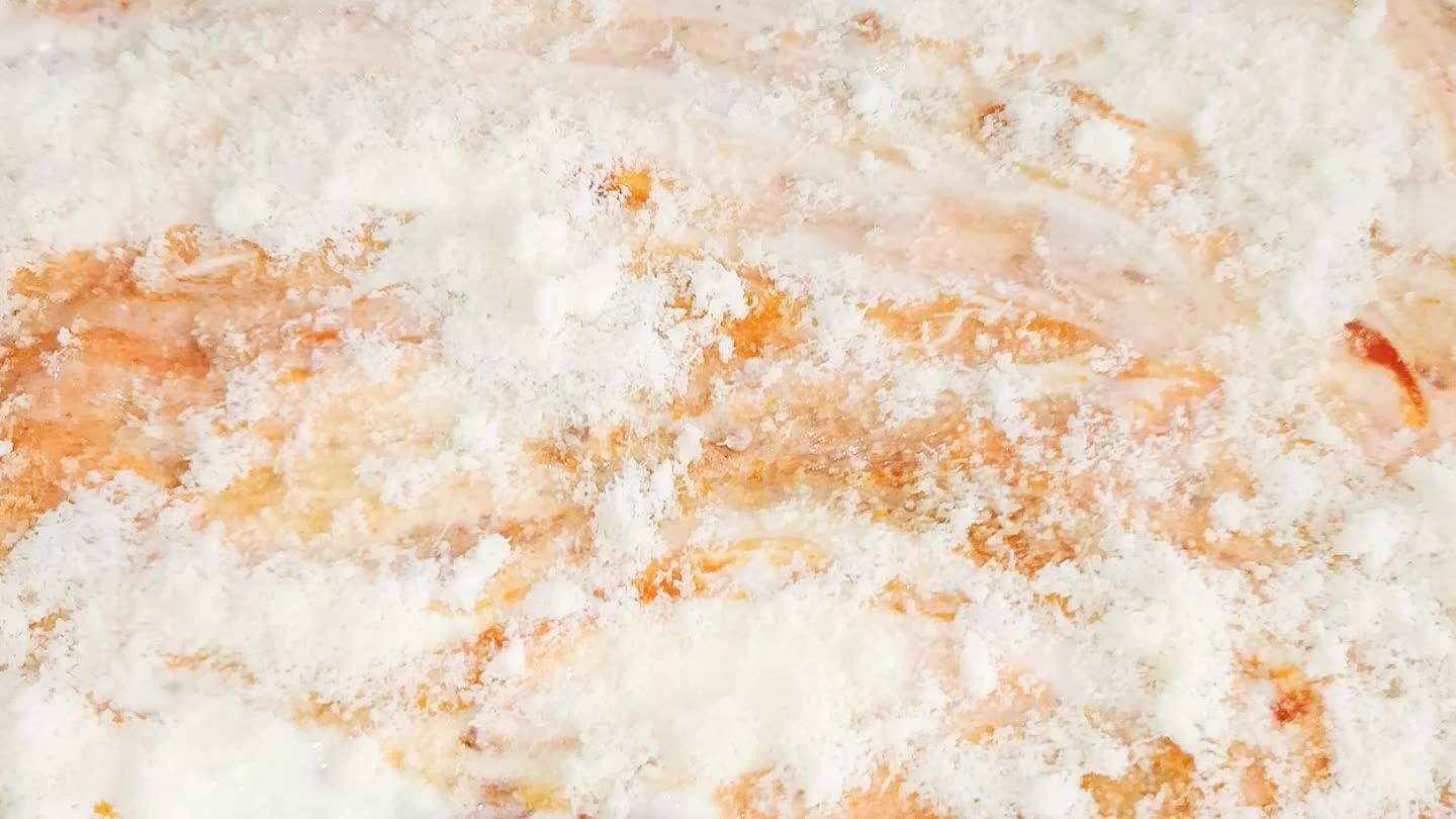 ano, stendere tutto per bene e infornare a 180 gradi per 30 minuti. Prima di servire lasciare riposare fuori da forno per 30 minuti