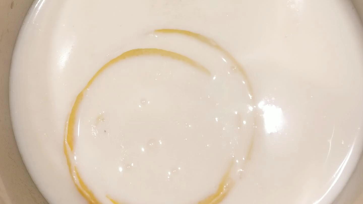ela. Cocemos sin dejar de hervir unos 10-15 min. Dejamos reposar unos 5 min para que no este tan caliente y añadimos el licor