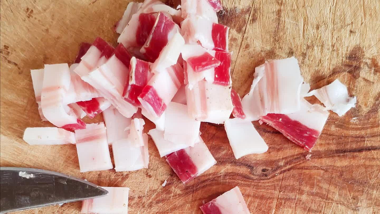 n un filo d'olio extravergine.