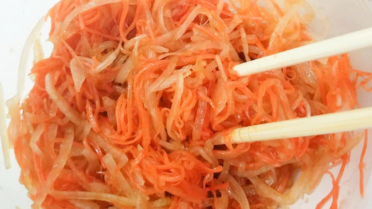 じ1/2を入れて混ぜる。
