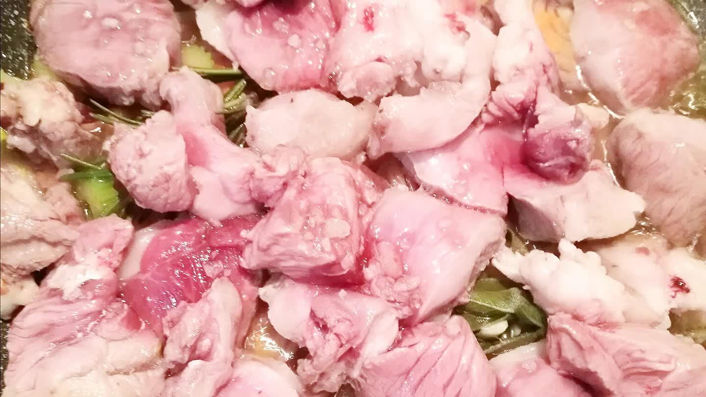 ntinuiamo la cottura x almeno altri 20 min.