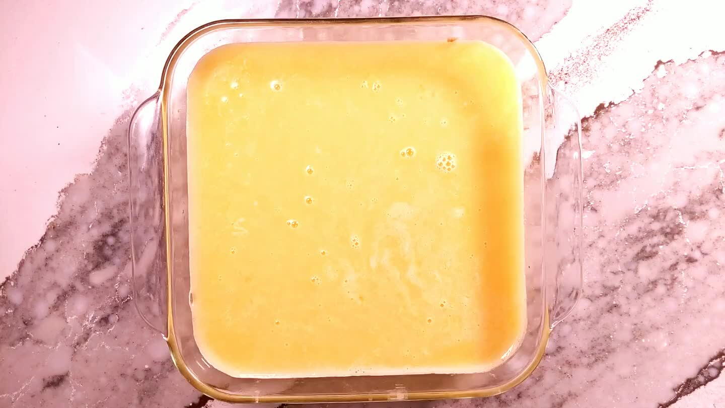ars are done baking when the filling is set. Bumping the baking dish gently, you shouldn't see any waves form.