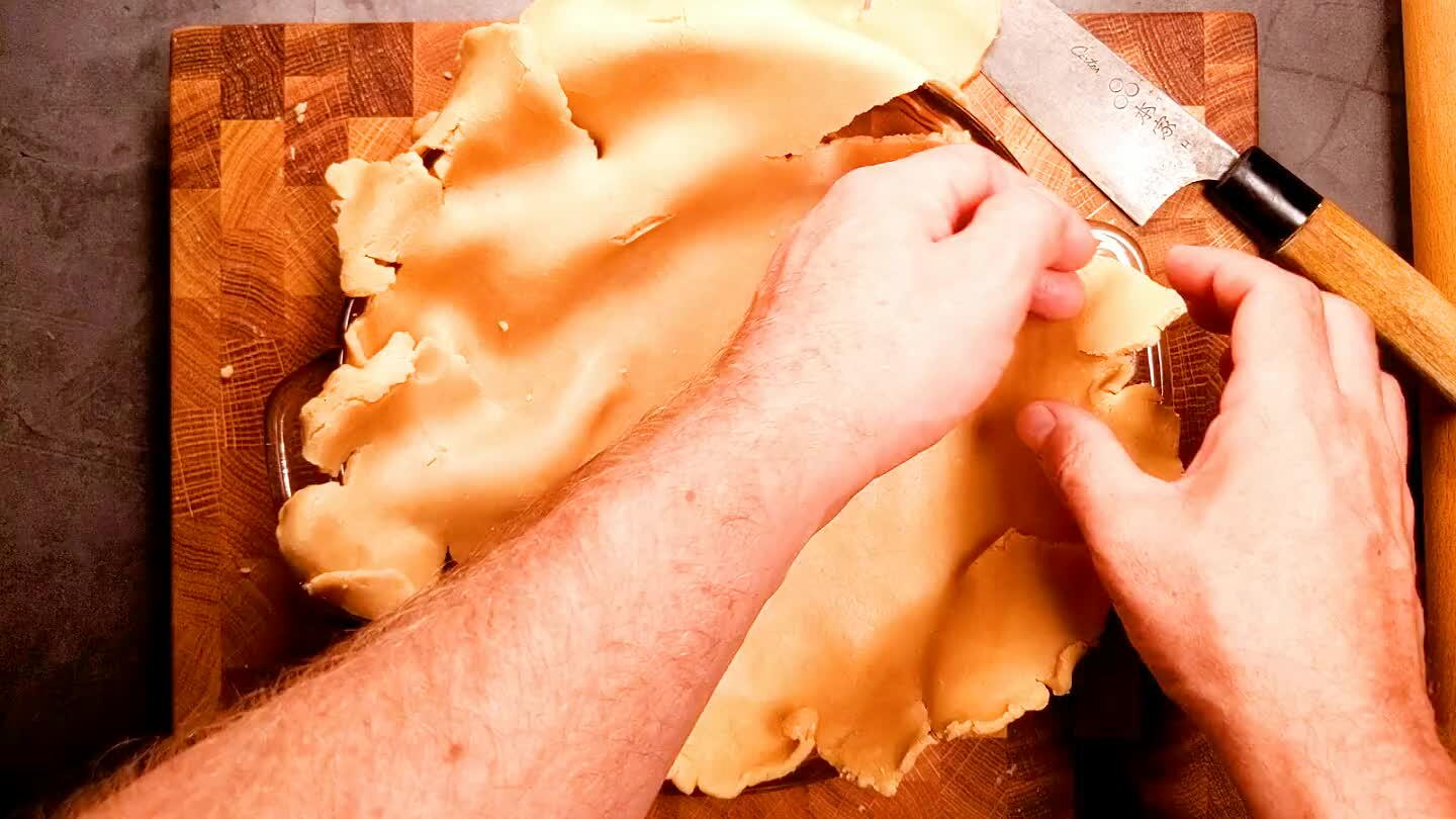 e the weights and bake 10-15 minutes longer or until the crust is cooked through and a light golden brown. Cool on a wire rack.