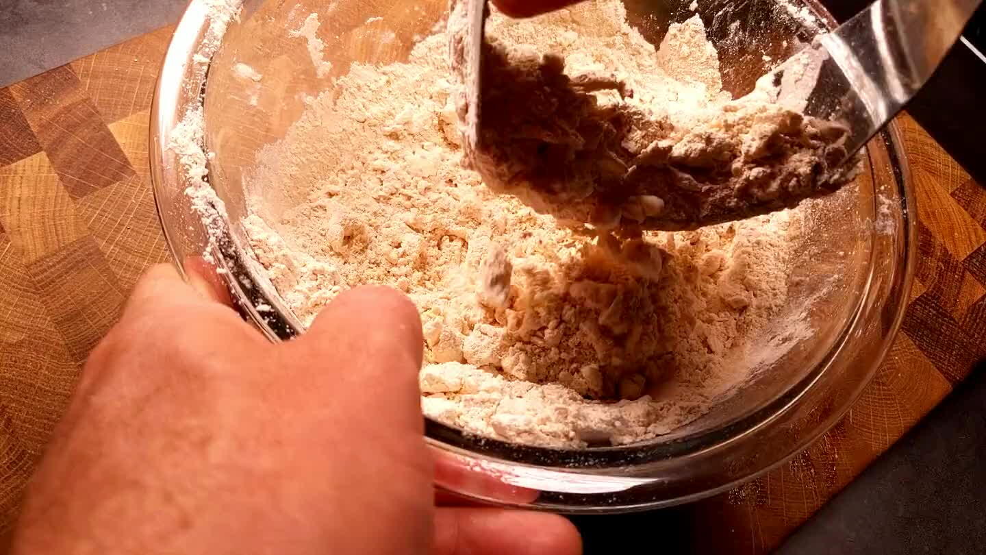 e a clump out and squish it in your hand to form a fragile but cohesive clump. See in the video how the clump forms but breaks easily?