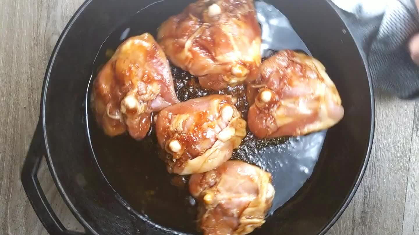 rnal temperature. It is recommended to cook chicken to an internal temperature of 165°F, but if it's over 160°F you should get some carry over.