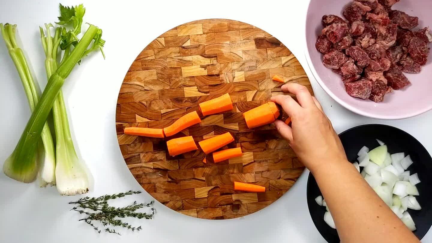 o the thicker end of the carrot cut those pieces in half.