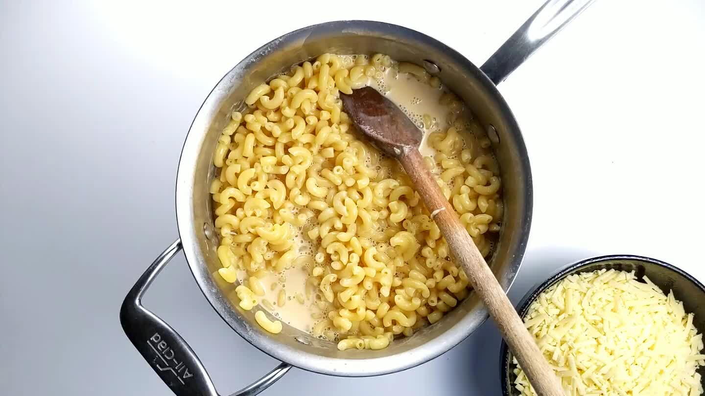 e evaporated milk and form a thick, creamy sauce.