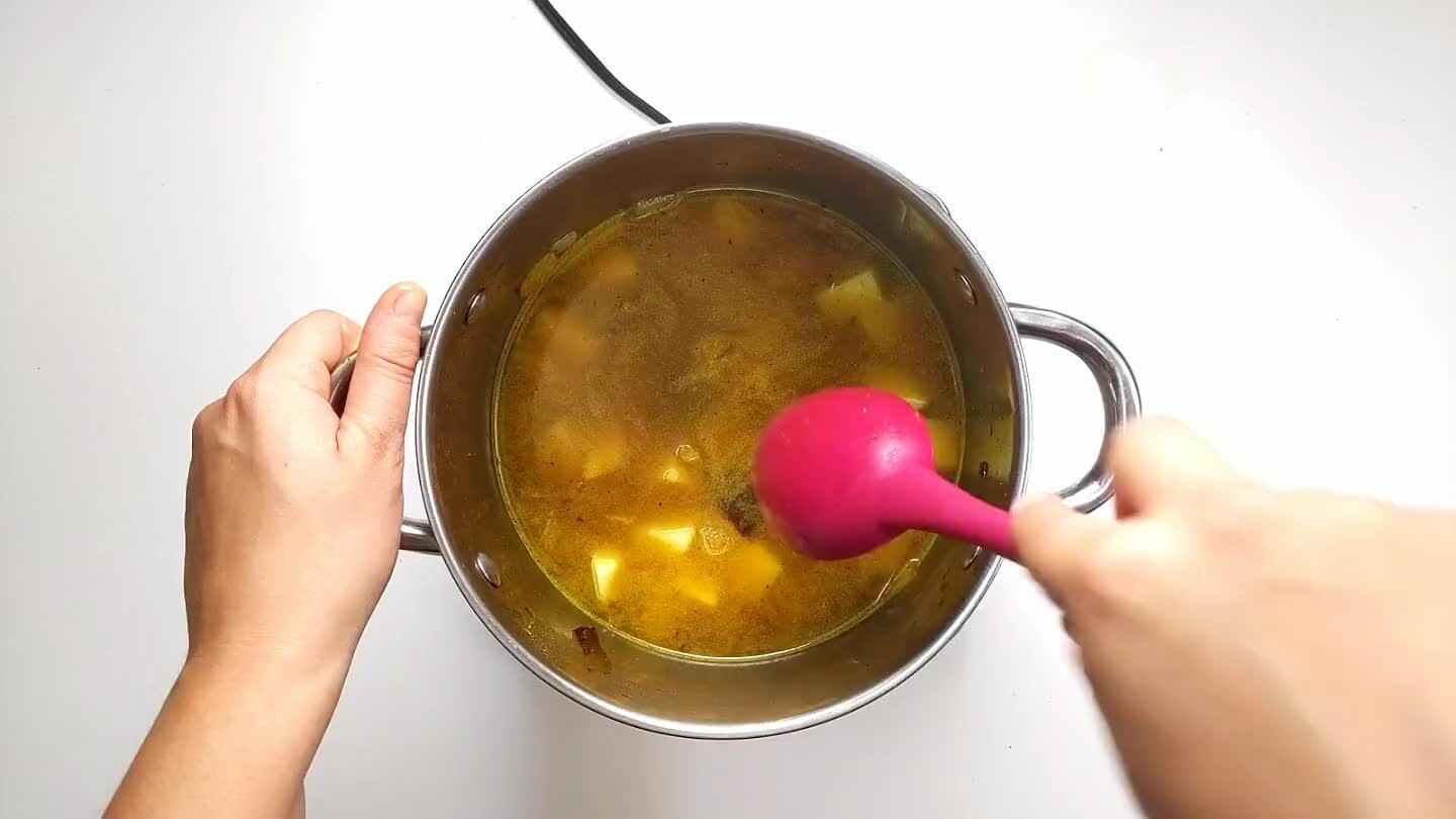 mer for 20 minutes, or until the potatoes are soft.