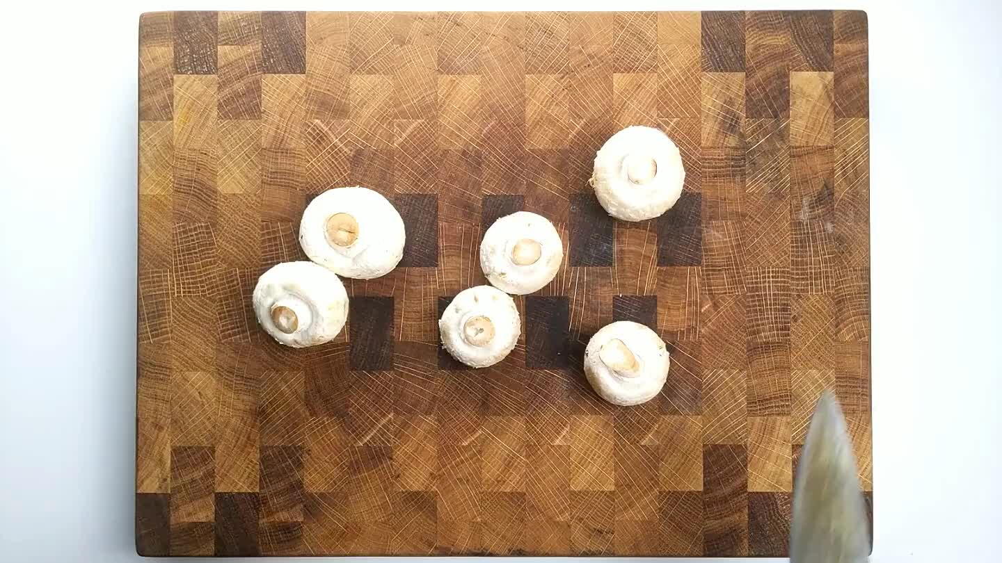 arts. Slice mushrooms thinly.