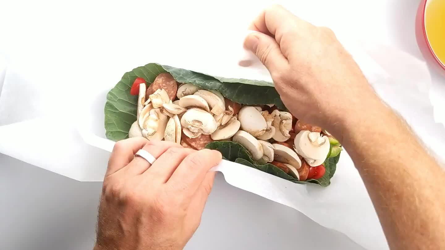 t. I started by rolling the leaves around the contents, then sealing the parchment over the top. I then rolled up the sides.