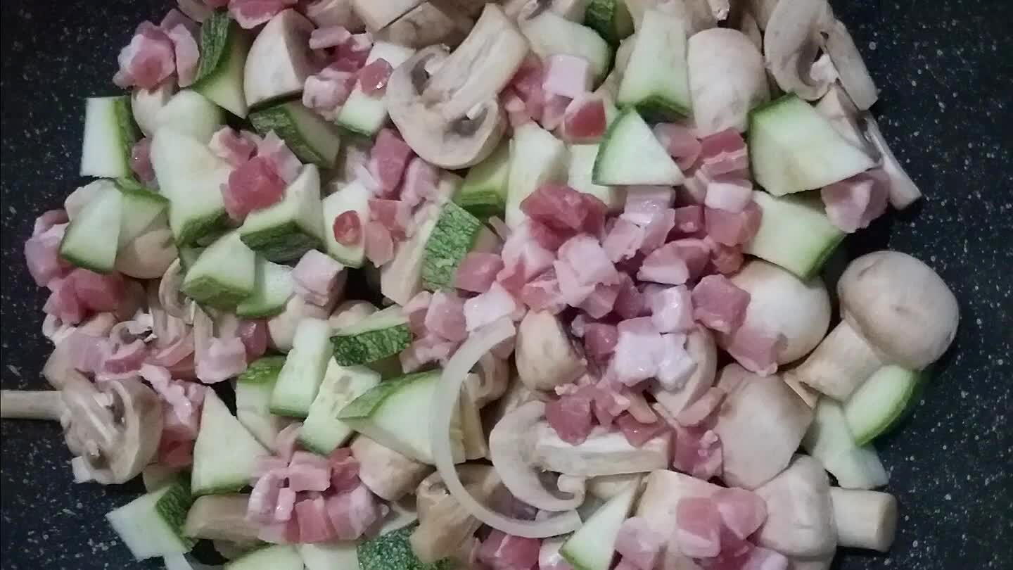 saliamo e posiamoci 2 peperoncini ...