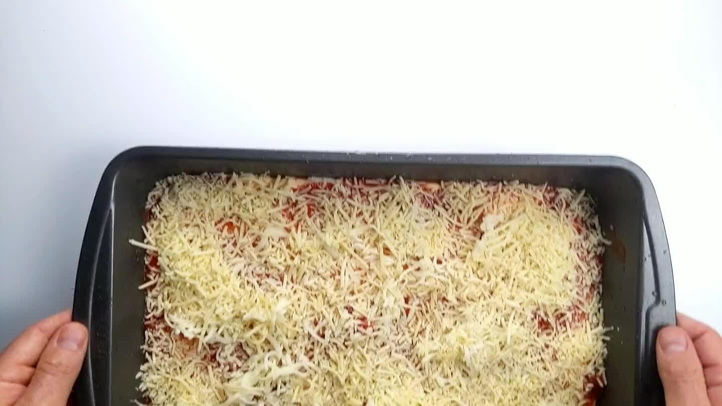 oven as high as it will go. Most ovens top out at 500°F. Bake for about 15-25 minutes. The cheese should be dark and crispy around the edges.